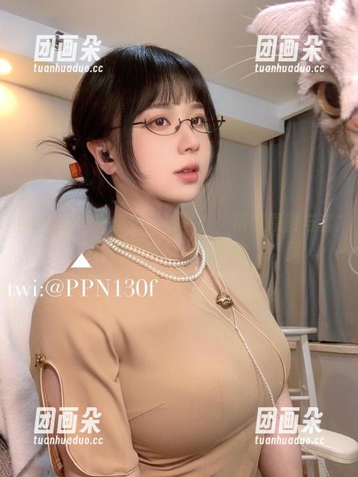 揭秘超皮皮皮奶网袜写真：精美原图与套图全景呈现！.txt