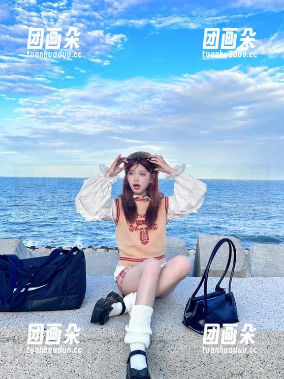 微密圈 - 迷人的五姨太少女系列：精美图库带你下载每一幅青春的绚丽画卷.txt