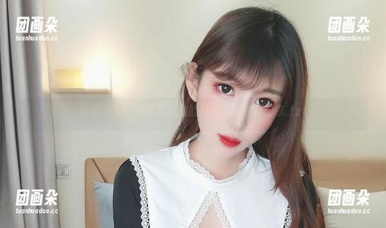 跨越次元！雯粥粥妹妹的独特cos作品分享.txt