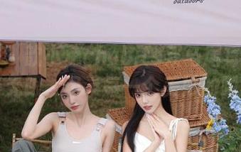 青豆客 – 歆小兔chobits双马尾写真合集：青春无限，记录每一个美妙的瞬间.txt