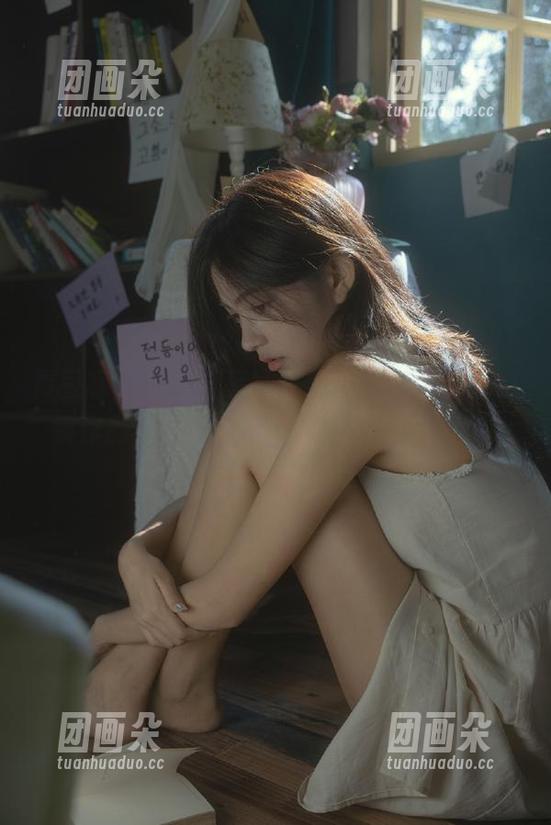 青豆客 - 免费分享！陈嘉嘉Tiffany的眼镜作品，让你的写真收藏更加丰富.txt