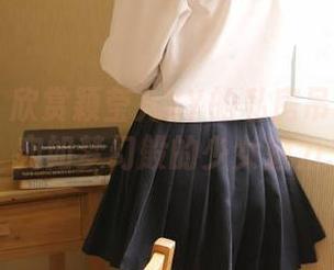 青豆客 – 欣赏颖莹儿YY的私房吊带写真合集，宛如梦幻般的少女魅力.txt