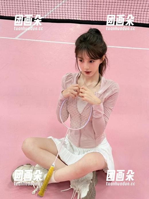魅妍社 - 探秘刘奕宁Lynn的学妹私拍图包，青春与美丽的完美结合！.txt