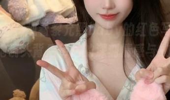 微密圈 – 观看黎允熙baby的红色写真，探寻她镜头背后传达的深刻情感与故事.txt