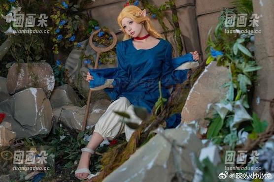 无圣光写真作品辑：黏黏团子兔与往生堂堂主胡桃的完美结合.txt